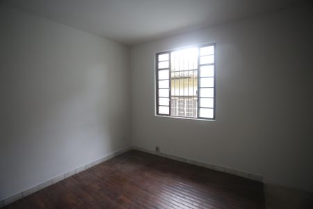 Casa à venda com 400m², 6 quartos e 3 vagasQuarto 2