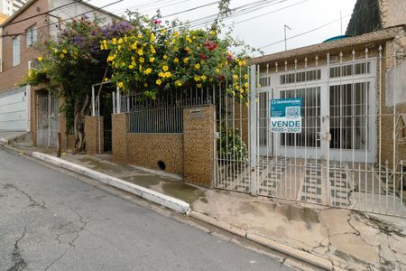 Casa para alugar com 430m², 3 quartos e 3 vagas Casa para alugar com 430m², 3 quartos e 3 vagasFachada e Plaquinha