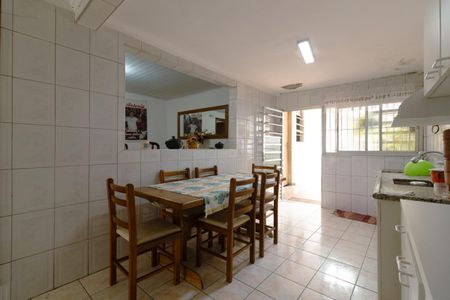 Casa para alugar com 430m², 3 quartos e 3 vagas