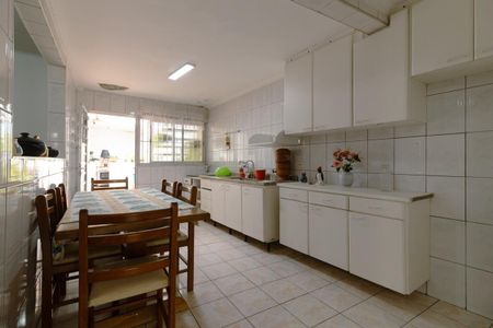 Casa para alugar com 430m², 3 quartos e 3 vagas