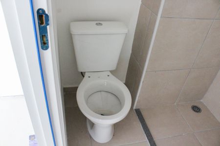 Apartamento à venda com 35m², 2 quartos e sem vaga Apartamento à venda com 35m², 2 quartos e sem vagaBanheiro