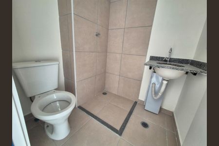 Apartamento à venda com 35m², 2 quartos e sem vaga Apartamento à venda com 35m², 2 quartos e sem vagaBanheiro