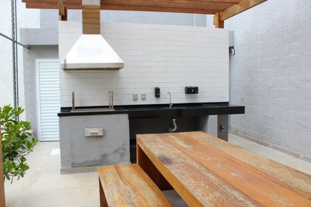 Apartamento à venda com 35m², 2 quartos e sem vaga Apartamento à venda com 35m², 2 quartos e sem vagaChurrasqueira