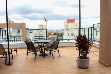 Apartamento à venda com 35m², 2 quartos e sem vaga Apartamento à venda com 35m², 2 quartos e sem vagaPiscina