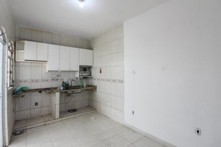 Casa para alugar com 100m², 3 quartos e 1 vagaCozinha