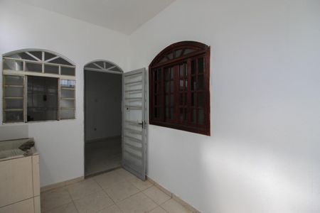 Casa para alugar com 100m², 3 quartos e 1 vagaÁrea de Serviço
