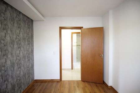 Quarto 1 de apartamento para alugar com 3 quartos, 90m² em Passo D’areia, Porto Alegre