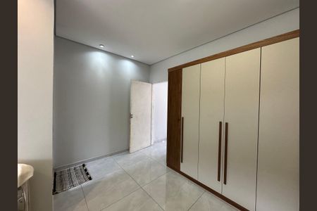 Casa para alugar com 60m², 1 quarto e sem vagaQuarto