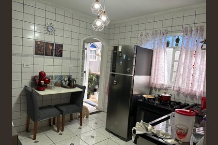 Casa para alugar com 100m², 2 quartos e 1 vaga Casa para alugar com 100m², 2 quartos e 1 vagaCozinha