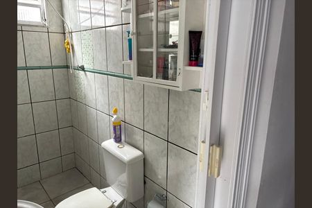 Casa para alugar com 100m², 2 quartos e 1 vaga Casa para alugar com 100m², 2 quartos e 1 vagaBanheiro