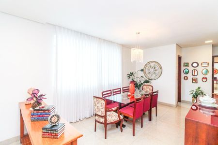 Apartamento à venda com 4 quartos, 218m² em Cidade Nova, Belo Horizonte