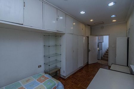 Casa à venda com 330m², 4 quartos e 4 vagassuíte_3
