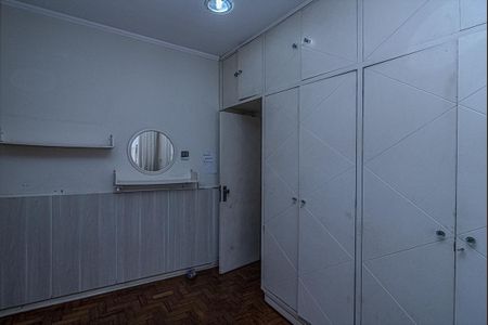Casa à venda com 330m², 4 quartos e 4 vagasquarto 2_4