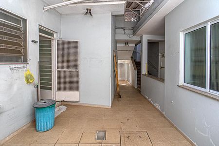 Casa à venda com 330m², 4 quartos e 4 vagasquintal na área de serviço_1