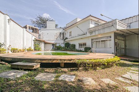 Casa à venda com 330m², 4 quartos e 4 vagaspiscina_2