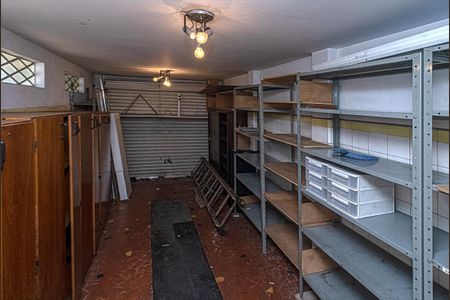 Casa à venda com 330m², 4 quartos e 4 vagasgaragem coberta_1
