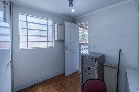 Casa à venda com 330m², 4 quartos e 4 vagasquarto de serviço_4