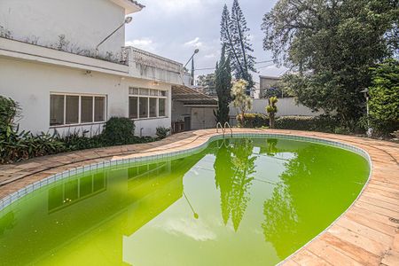 Casa à venda com 330m², 4 quartos e 4 vagaspiscina_3