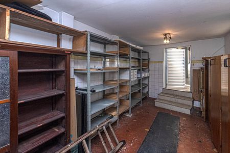 Casa à venda com 330m², 4 quartos e 4 vagasgaragem coberta_3