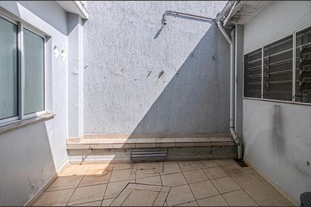 Casa à venda com 330m², 4 quartos e 4 vagasquintal na área de serviço_2