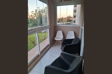 Apartamento para alugar com 81m², 3 quartos e 2 vagasVaranda