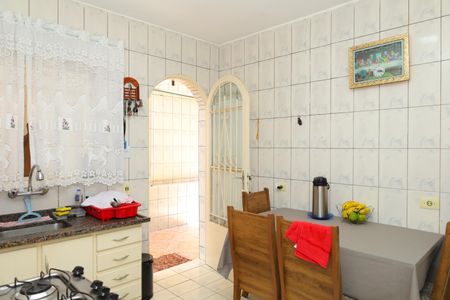 Casa para alugar com 175m², 2 quartos e 2 vagasCozinha