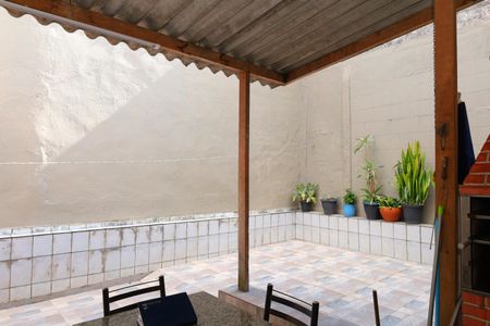 Casa para alugar com 175m², 2 quartos e 2 vagasÁrea de Serviço com Churrasqueira