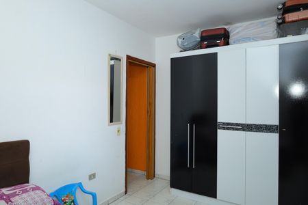 Casa para alugar com 175m², 2 quartos e 2 vagasQuarto 1