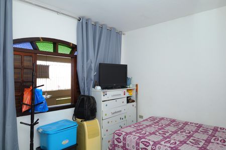 Quarto 1 de casa para alugar com 2 quartos, 175m² em Jardim Carolina, São Paulo