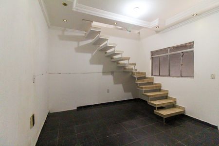 Casa para alugar com 700m², 7 quartos e 2 vagasSala 1