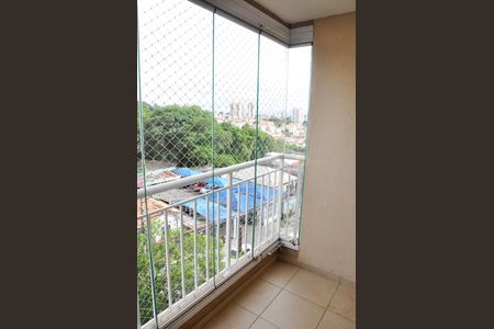 Apartamento para alugar com 69m², 2 quartos e 1 vagaDetalhe - Varanda da Sala e Sala de Jantar