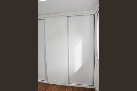 Apartamento para alugar com 69m², 2 quartos e 1 vagaDetalhe - Quarto 01 com Suíte