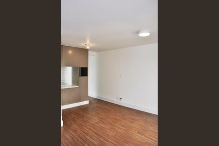 Apartamento para alugar com 69m², 2 quartos e 1 vagaDetalhe - Sala e Sala de Jantar