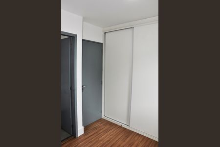 Apartamento para alugar com 69m², 2 quartos e 1 vagaDetalhe - Quarto 01 com Suíte
