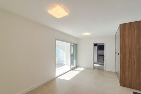 Apartamento para alugar com 117m², 3 quartos e 2 vagas Apartamento para alugar com 117m², 3 quartos e 2 vagasSala