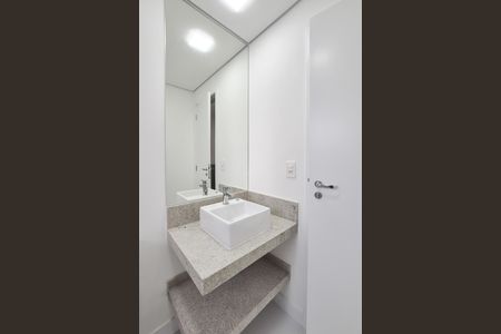 Apartamento para alugar com 117m², 3 quartos e 2 vagas Apartamento para alugar com 117m², 3 quartos e 2 vagasBanheiro da Suíte 1