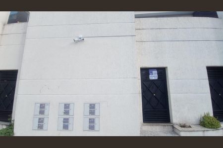 Casa de condomínio para alugar com 51m², 2 quartos e 1 vaga Casa de condomínio para alugar com 51m², 2 quartos e 1 vagaPlaca / Fachada