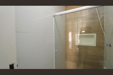 Casa de condomínio para alugar com 51m², 2 quartos e 1 vaga Casa de condomínio para alugar com 51m², 2 quartos e 1 vagaBanheiro da Suíte