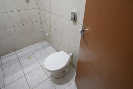 Casa para alugar com 280m², 4 quartos e 3 vagasBanheiro - Casa 2