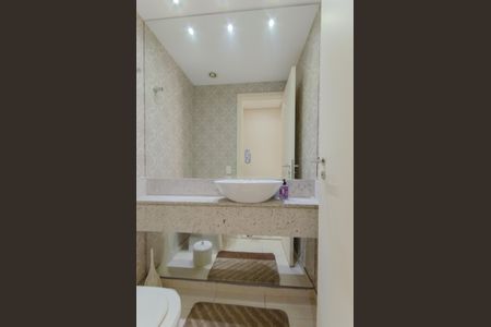 Apartamento à venda com 145m², 3 quartos e 2 vagas Apartamento à venda com 145m², 3 quartos e 2 vagasLavabo