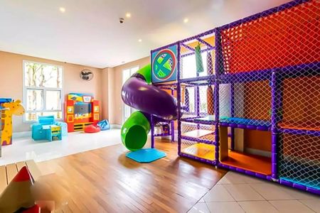 Apartamento à venda com 145m², 3 quartos e 2 vagas Apartamento à venda com 145m², 3 quartos e 2 vagasÁrea comum - Brinquedoteca