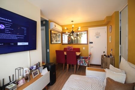 Apartamento à venda com 55m², 2 quartos e 1 vagaSala