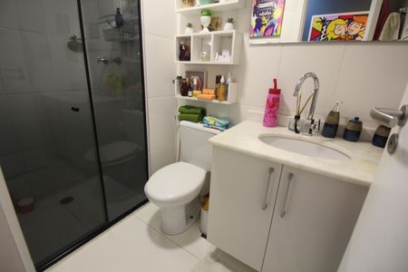 Apartamento à venda com 55m², 2 quartos e 1 vagaBanheiro Social