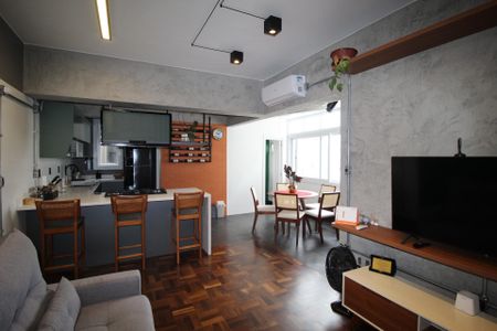 Sala de apartamento à venda com 2 quartos, 87m² em São Geraldo, Porto Alegre