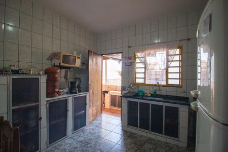 Casa para alugar com 298m², 4 quartos e 4 vagasCozinha