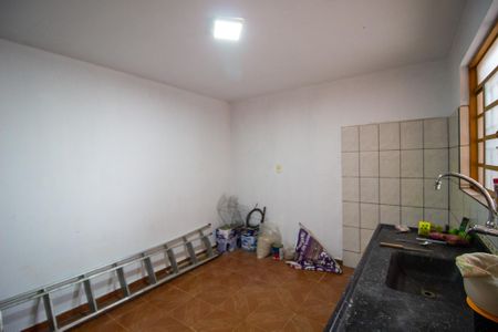 Casa para alugar com 298m², 4 quartos e 4 vagasCozinha casa 3