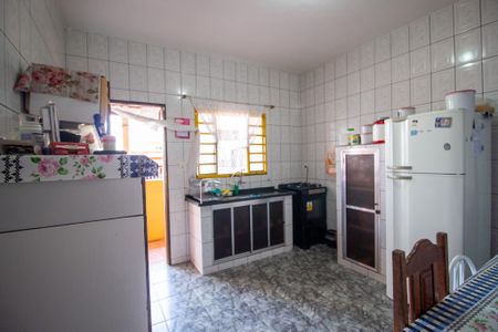 Casa para alugar com 298m², 4 quartos e 4 vagasCozinha