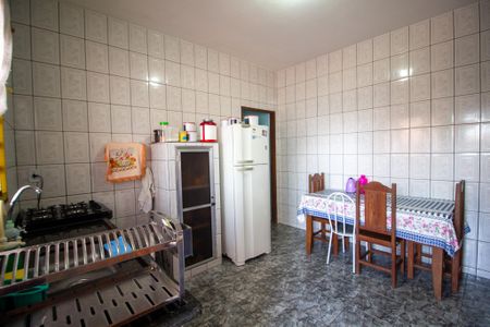 Casa para alugar com 298m², 4 quartos e 4 vagasCozinha