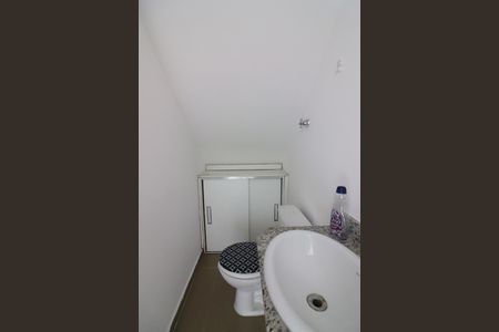 Casa à venda com 247m², 4 quartos e 4 vagasLavabo 