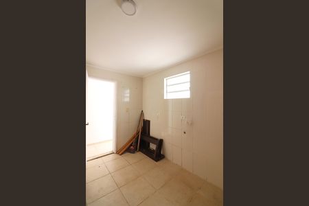 Casa à venda com 247m², 4 quartos e 4 vagasÁrea de Serviço